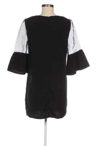 Kleid Boohoo, Größe S, Farbe Schwarz, Preis 14,99 €
