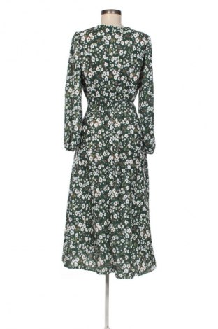 Рокля Casual Clothes Company, Размер S, Цвят Многоцветен, Цена 82,99 лв.
