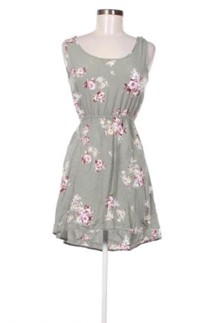 Kleid Colloseum, Größe S, Farbe Mehrfarbig, Preis 11,99 €