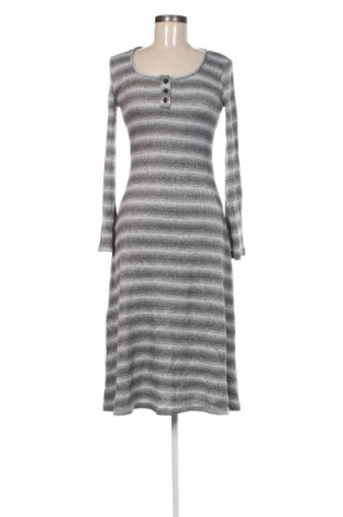 Kleid DAZY, Größe M, Farbe Grau, Preis € 20,99