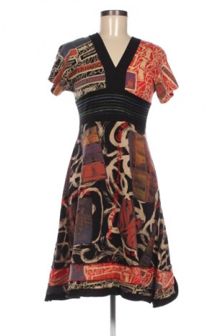 Рокля Desigual, Размер L, Цвят Многоцветен, Цена 82,00 лв.