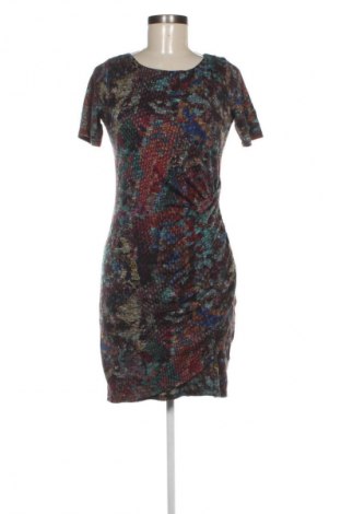 Рокля Desigual, Размер S, Цвят Многоцветен, Цена 82,99 лв.
