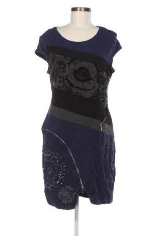Рокля Desigual, Размер XXL, Цвят Многоцветен, Цена 61,99 лв.