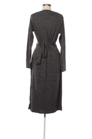 Φόρεμα F&F, Μέγεθος L, Χρώμα Γκρί, Τιμή 18,99 €