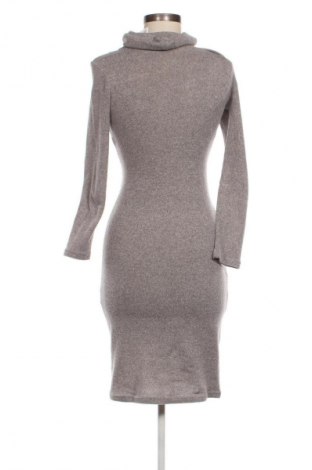 Kleid FIRST, Größe M, Farbe Grau, Preis 7,32 €