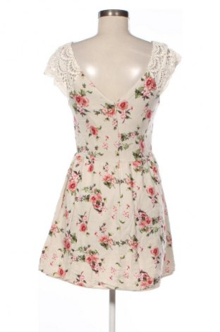 Φόρεμα Forever 21, Μέγεθος M, Χρώμα Πολύχρωμο, Τιμή 13,80 €
