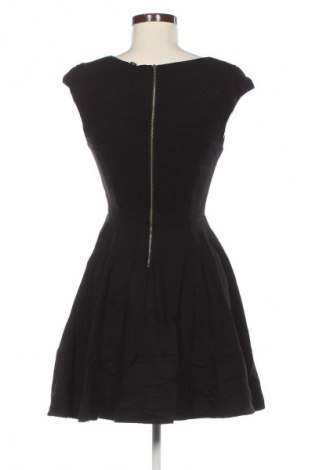 Rochie Forever New, Mărime S, Culoare Negru, Preț 149,99 Lei