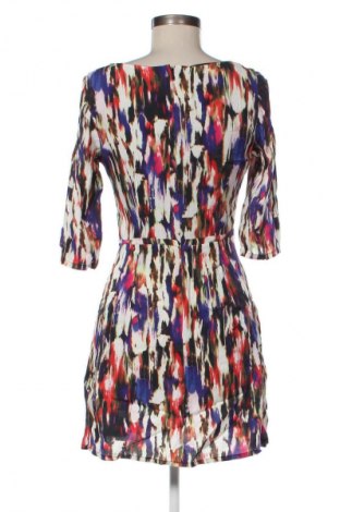 Kleid French Connection, Größe M, Farbe Mehrfarbig, Preis 29,99 €