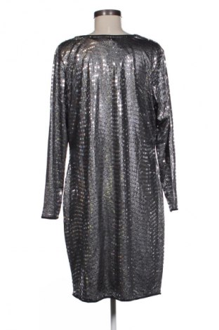 Šaty  Glam, Veľkosť M, Farba Strieborná, Cena  72,00 €