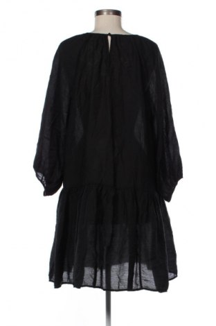 Рокля H&M, Размер L, Цвят Черен, Цена 28,88 лв.