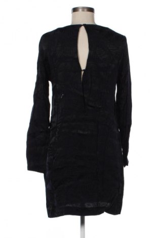 Šaty  H&M, Velikost M, Barva Vícebarevné, Cena  367,00 Kč