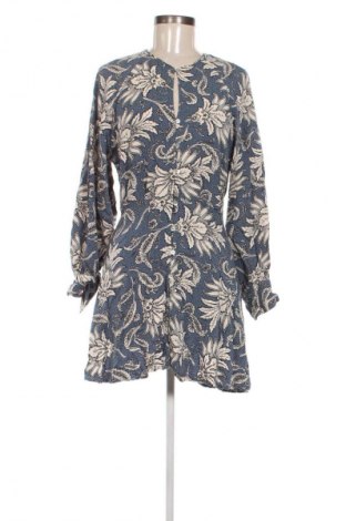Рокля H&M, Размер S, Цвят Многоцветен, Цена 48,99 лв.