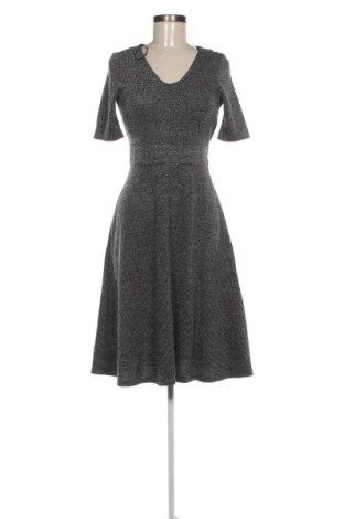 Рокля H&M, Размер S, Цвят Многоцветен, Цена 12,99 лв.