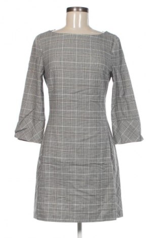 Рокля H&M, Размер M, Цвят Многоцветен, Цена 12,99 лв.