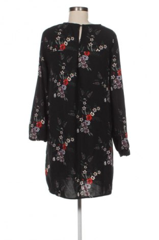 Šaty  H&M, Veľkosť M, Farba Viacfarebná, Cena  14,83 €