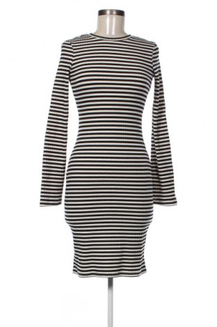 Рокля H&M, Размер XS, Цвят Многоцветен, Цена 29,99 лв.