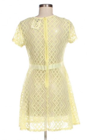 Kleid Impress, Größe L, Farbe Gelb, Preis € 14,83