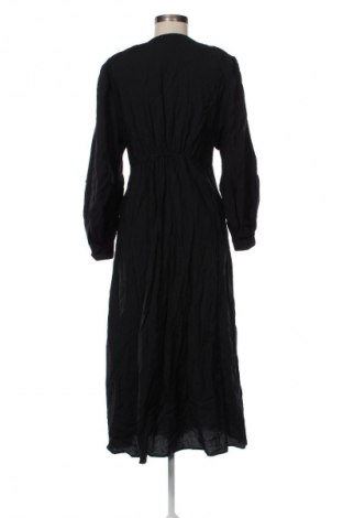 Kleid Mango, Größe M, Farbe Schwarz, Preis € 20,97