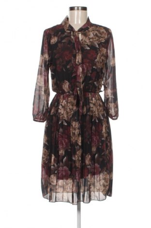 Рокля NEW COLLECTION, Размер S, Цвят Многоцветен, Цена 48,00 лв.