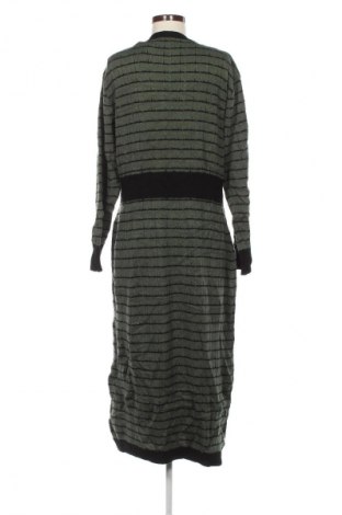 Kleid SHEIN, Größe XXL, Farbe Mehrfarbig, Preis 13,99 €