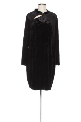 Sukienka SHEIN, Rozmiar 4XL, Kolor Czarny, Cena 95,99 zł