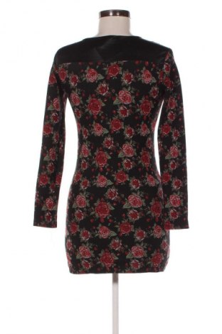 Rochie Stradivarius, Mărime S, Culoare Multicolor, Preț 50,99 Lei