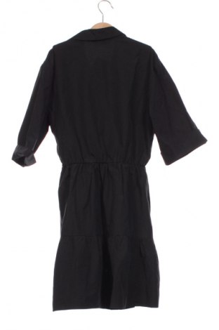 Kleid Stradivarius, Größe XS, Farbe Schwarz, Preis € 24,57