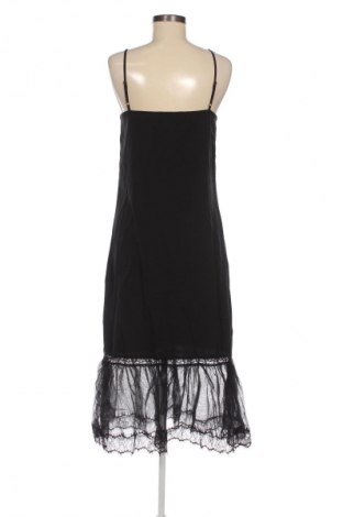 Sukienka TWINSET, Rozmiar M, Kolor Czarny, Cena 441,38 zł