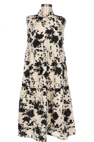 Kleid Taifun, Größe M, Farbe Mehrfarbig, Preis 107,99 €