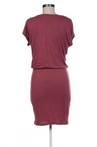 Sukienka Unbranded, Rozmiar M, Kolor Czerwony, Cena 66,67 zł