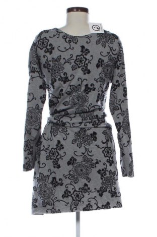Kleid Unbranded, Größe M, Farbe Mehrfarbig, Preis € 10,23
