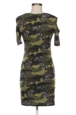 Kleid Unbranded, Größe M, Farbe Mehrfarbig, Preis € 11,99