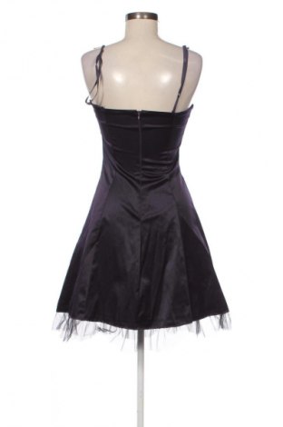 Ruha Unbranded, Méret M, Szín Lila, Ár 5 799 Ft