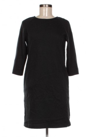 Рокля Uniqlo, Размер XS, Цвят Черен, Цена 19,99 лв.