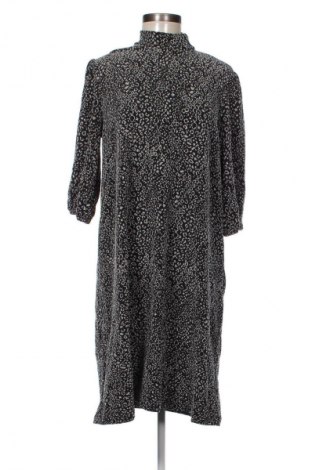 Kleid VRS, Größe M, Farbe Mehrfarbig, Preis 8,99 €