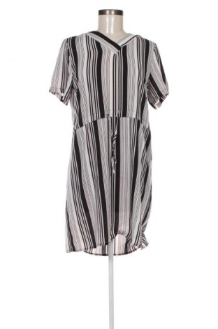 Рокля Vero Moda, Размер M, Цвят Многоцветен, Цена 22,99 лв.