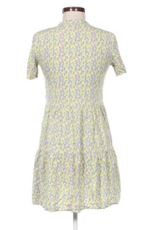 Kleid Vero Moda, Größe M, Farbe Mehrfarbig, Preis € 13,81