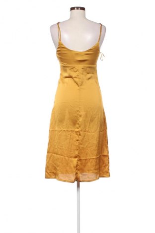 Рокля Zara, Размер S, Цвят Кафяв, Цена 34,00 лв.