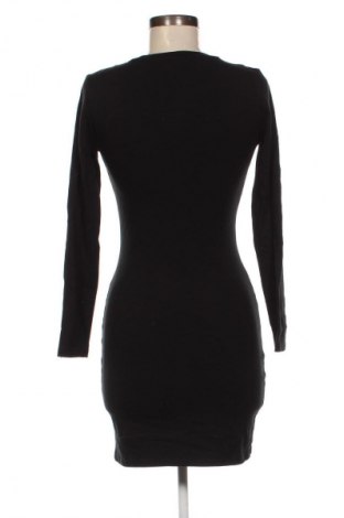 Rochie Zara, Mărime M, Culoare Negru, Preț 93,99 Lei