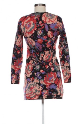 Kleid Zara, Größe S, Farbe Mehrfarbig, Preis 22,36 €