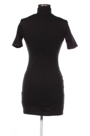 Sukienka Zara, Rozmiar S, Kolor Czarny, Cena 30,99 zł