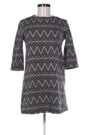 Kleid Zara Trafaluc, Größe M, Farbe Mehrfarbig, Preis € 33,99