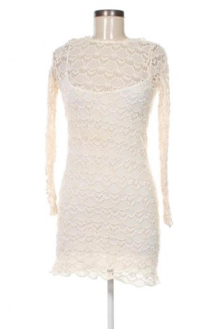 Kleid Zara Trafaluc, Größe S, Farbe Ecru, Preis € 24,49