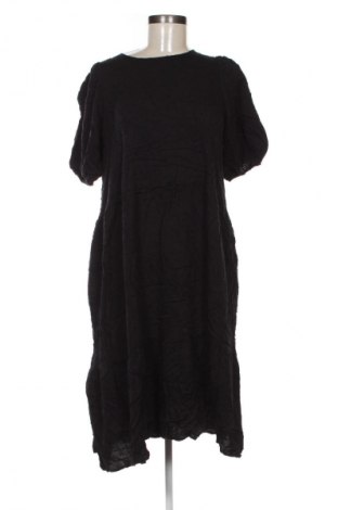 Sukienka eb&ive, Rozmiar M, Kolor Czarny, Cena 134,99 zł
