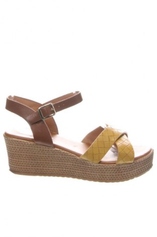 Sandalen Unbranded, Größe 38, Farbe Mehrfarbig, Preis 15,99 €