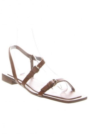 Sandale Zara, Mărime 40, Culoare Maro, Preț 75,99 Lei