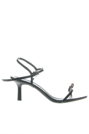 Sandale Zara, Mărime 41, Culoare Negru, Preț 75,99 Lei