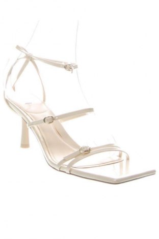 Sandale Zara, Mărime 40, Culoare Bej, Preț 75,99 Lei