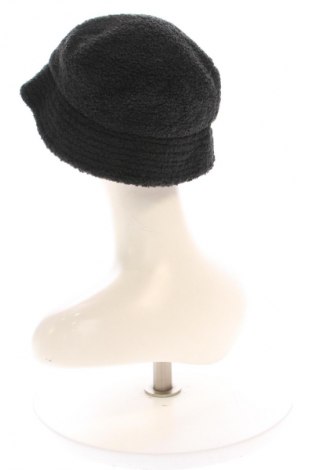 Căciulă Calvin Klein, Culoare Negru, Preț 153,82 Lei