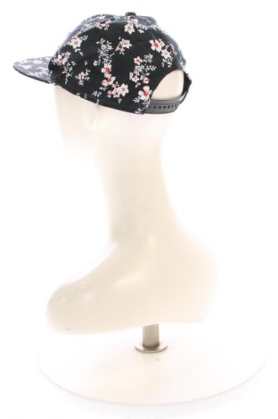 Căciulă H&M Divided, Culoare Multicolor, Preț 36,63 Lei